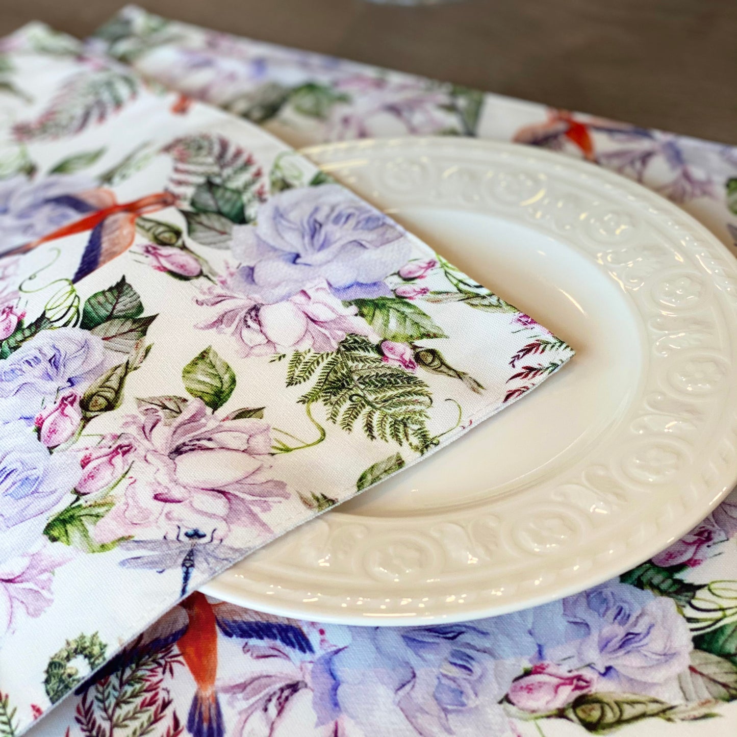 Set of 4 Floral and Bird Placemat, Beautiful Watercolor Pattern with roses flowers and birds, Machine washable Cotton Placemat