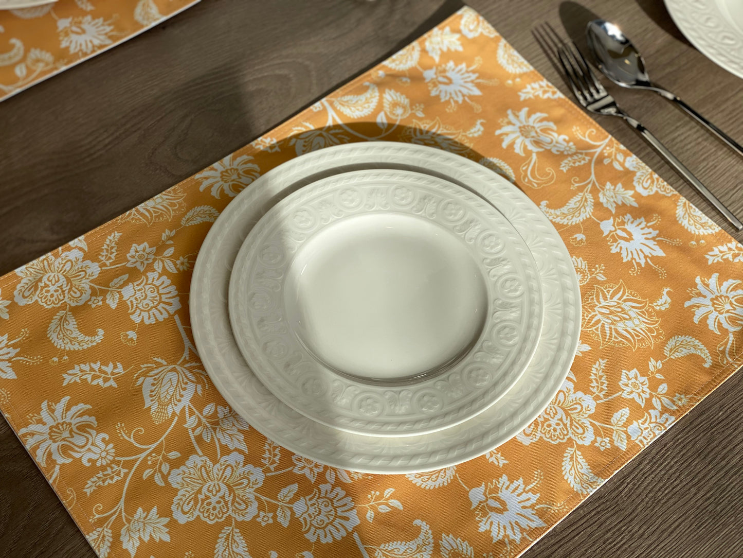 Set of 4 Yellow Vintage Climbing Flower Placemat, Fall floral printed placemat, 14" x 19", Washable Cotton Placemat for dining table
